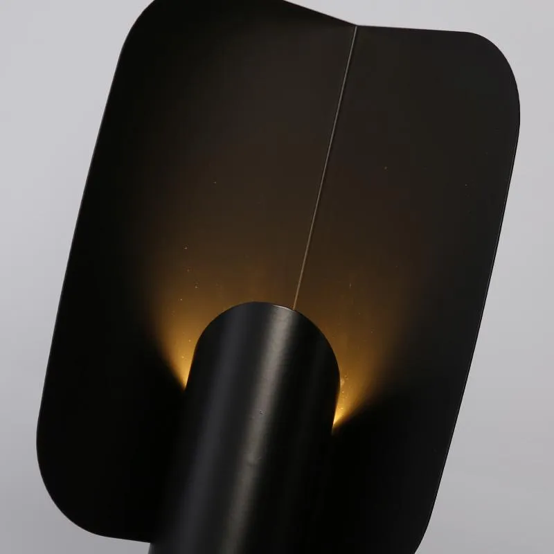 Gaute | Scandinavian Table Lamp