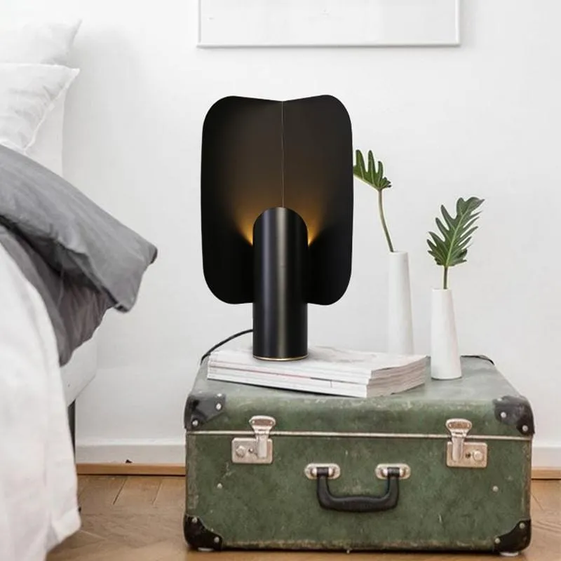 Gaute | Scandinavian Table Lamp