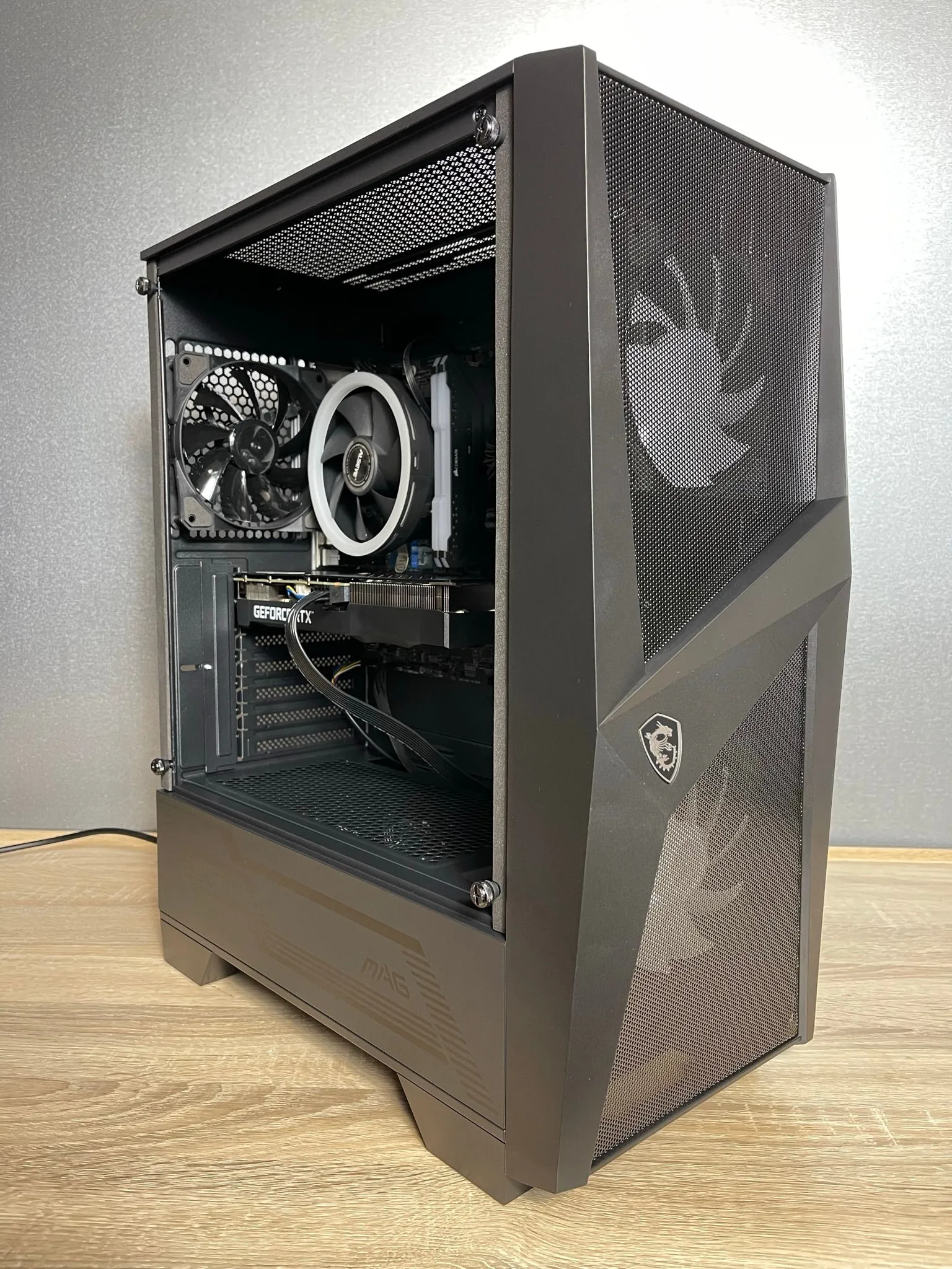 MSI PC Case MAG Forge 100R