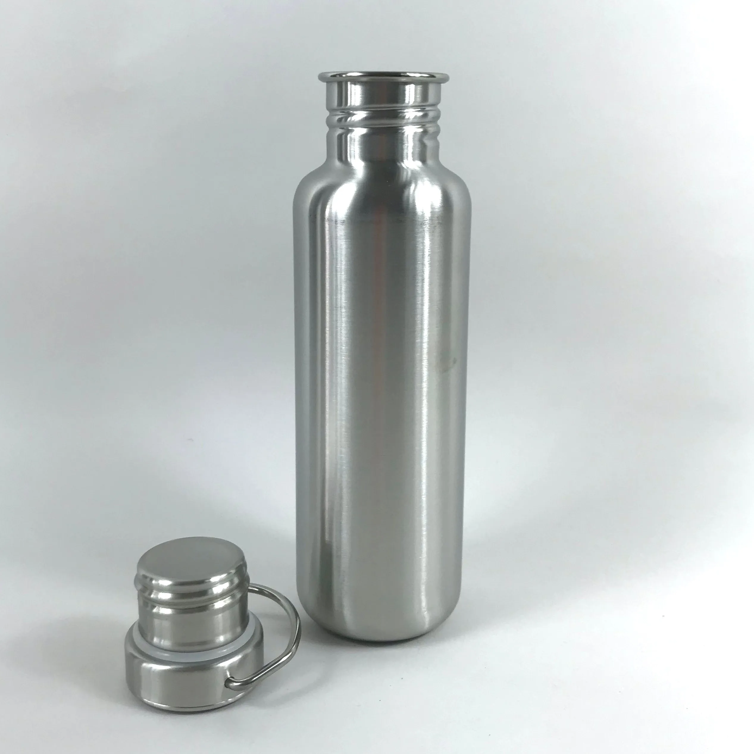 Stainless steel water bottle