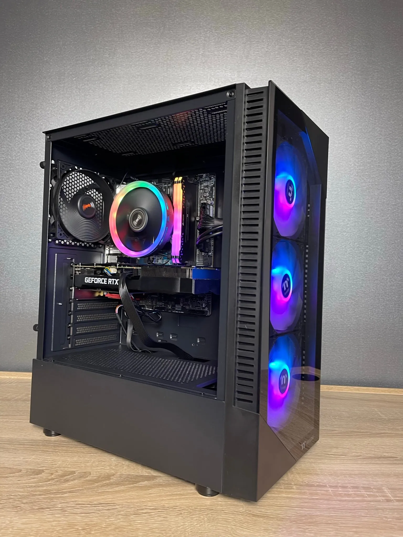 Thermaltake PC Case View 200 TG ARGB Mid Tower Chassis